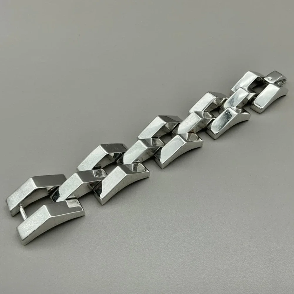 Bracelet Womesn Silver Tone Geometric Link Chunky Statement 7.5 Inch Jewelry